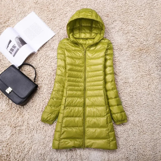 Let dame dunjakke med hætte – hvid andedun | NEXO-BOUTIQUE